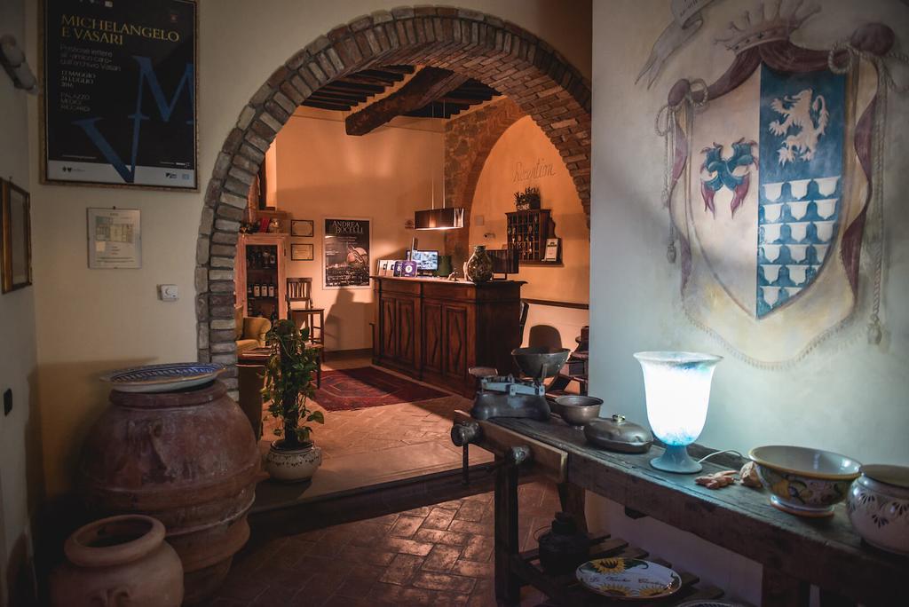 Le Vecchie Cantine Chianni Exteriör bild